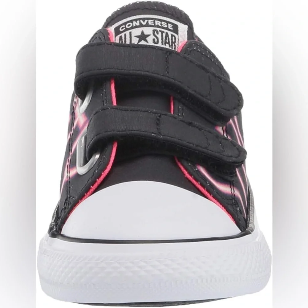 Converse Chuck Taylor All Star 2v Low Top Sneaker | Pretty Strong | NEW in BOX💕